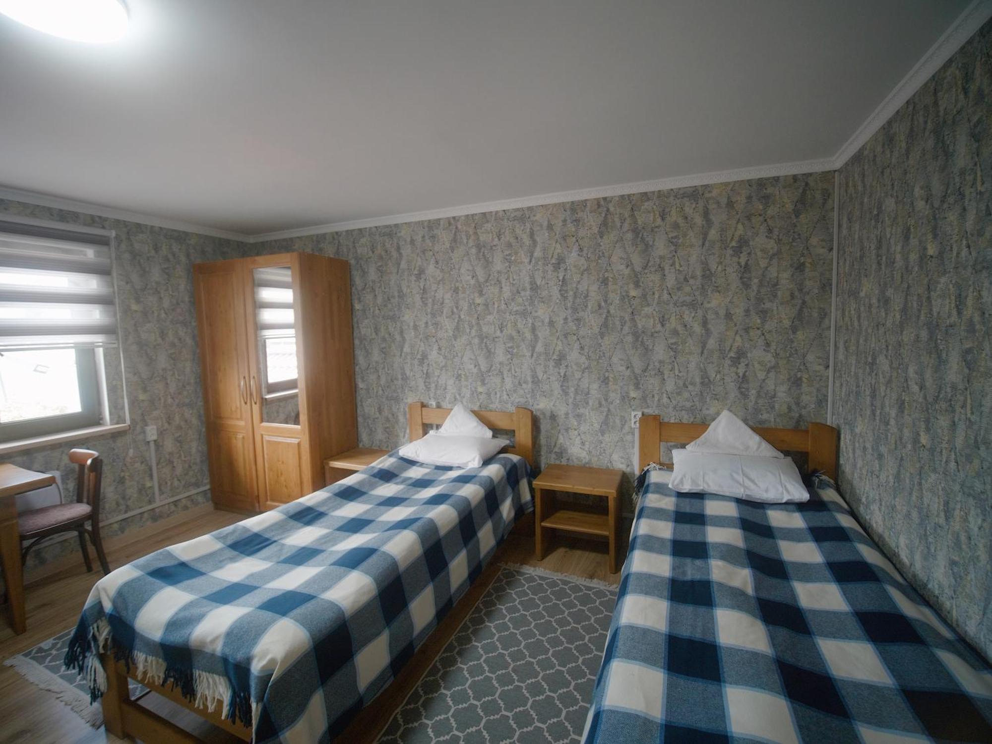Guesthouse Alakol คาราโคล ภายนอก รูปภาพ
