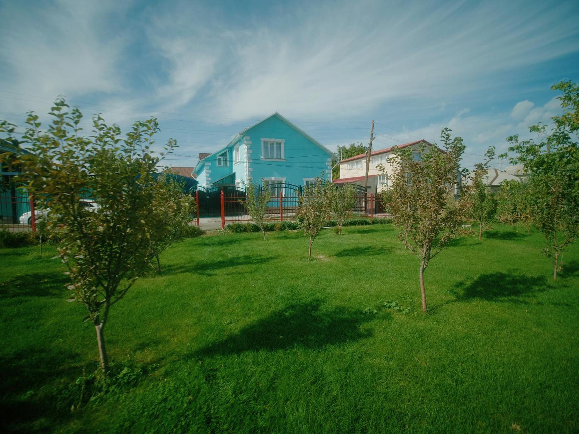 Guesthouse Alakol คาราโคล ภายนอก รูปภาพ