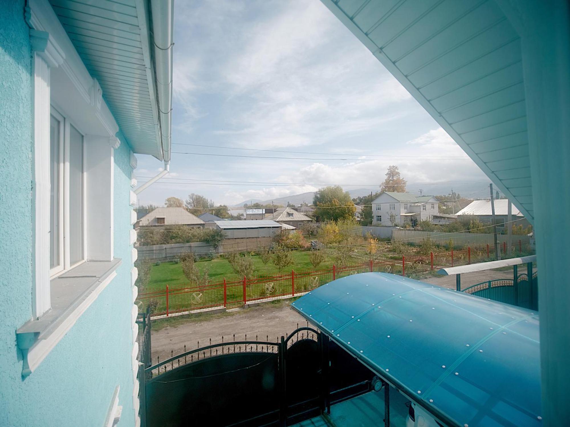 Guesthouse Alakol คาราโคล ภายนอก รูปภาพ